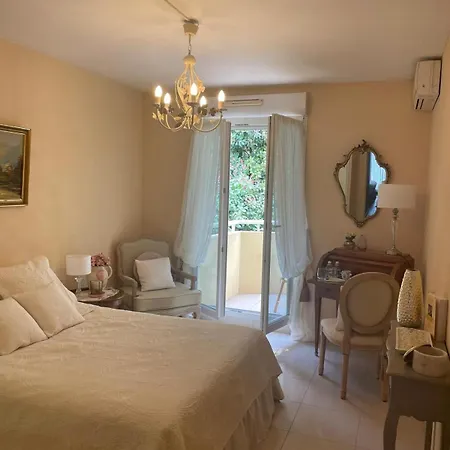 Grace & Breakfast Monaco Oda ve Kahvaltı 3*