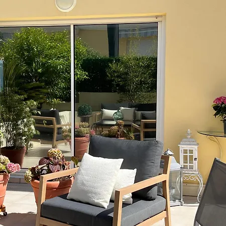 Grace & Breakfast Monaco 3*