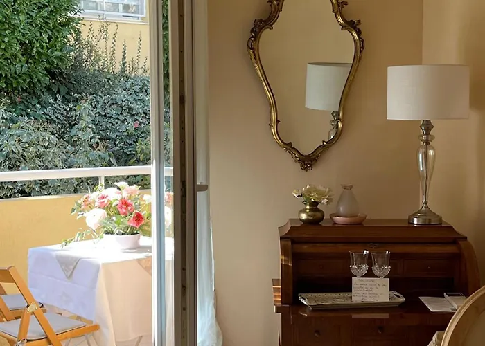 Grace & Breakfast Monaco Bed & Breakfast