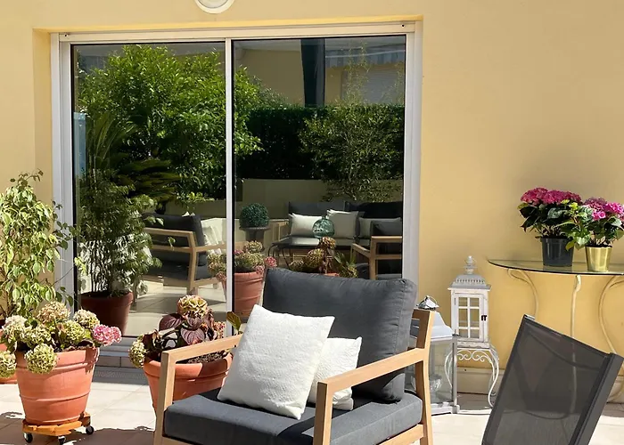 Grace & Breakfast Monaco 3*