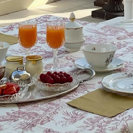 Grace & Breakfast Bed & Breakfast *
