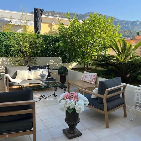 فندق مبيت وإفطار Grace & Breakfast Monaco بوزولي